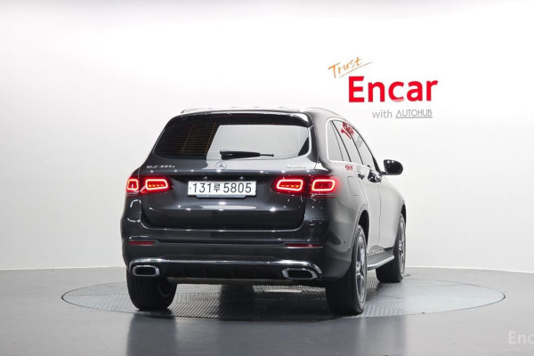 2022 Mercedes-Benz GLC с пробегом 53 890 км