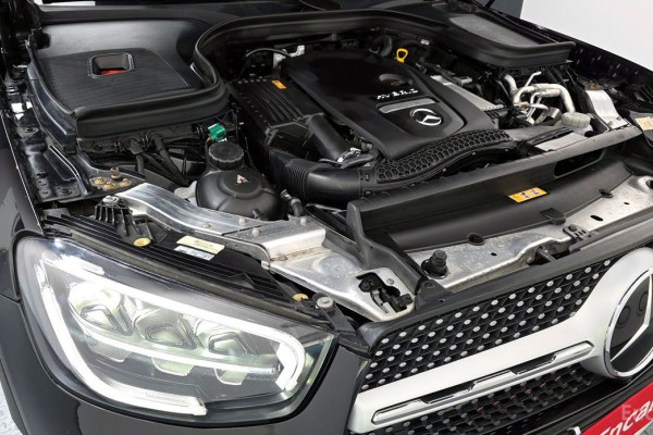 2022 Mercedes-Benz GLC с пробегом 52 715 км