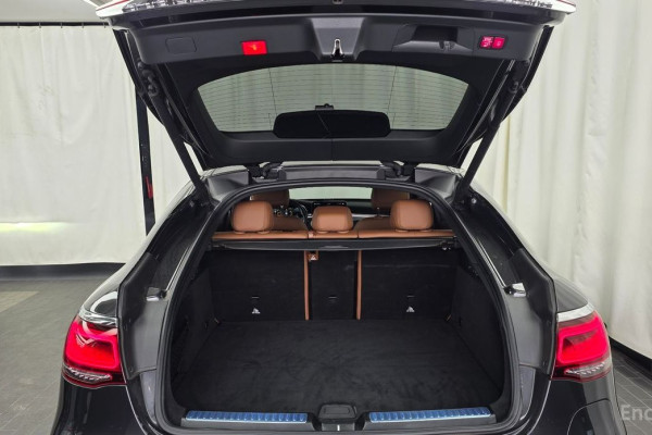 2021 Mercedes-Benz GLC с пробегом 40 963 км