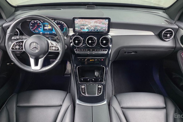 2022 Mercedes-Benz GLC с пробегом 53 890 км