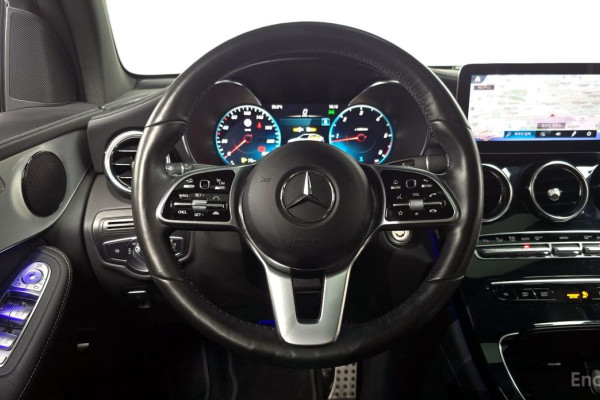 2022 Mercedes-Benz GLC с пробегом 59 763 км