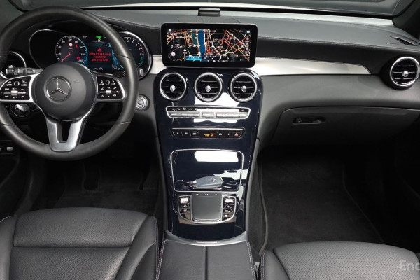 2021 Mercedes-Benz GLC с пробегом 80 127 км