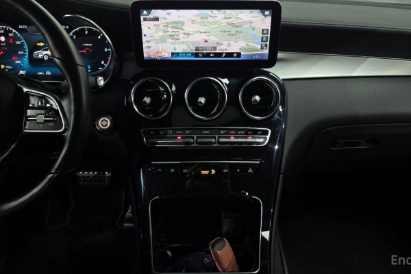 2022 Mercedes-Benz GLC с пробегом 59 763 км