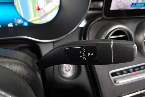 2021 Mercedes-Benz GLC с пробегом 50 679 км