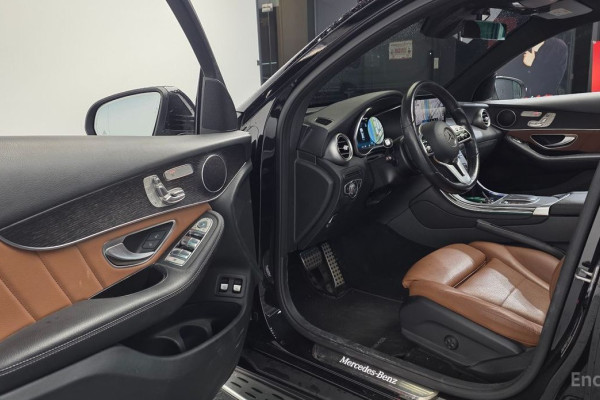 2021 Mercedes-Benz GLC с пробегом 50 679 км