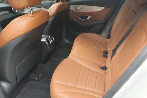 2021 Mercedes-Benz GLC с пробегом 62 621 км