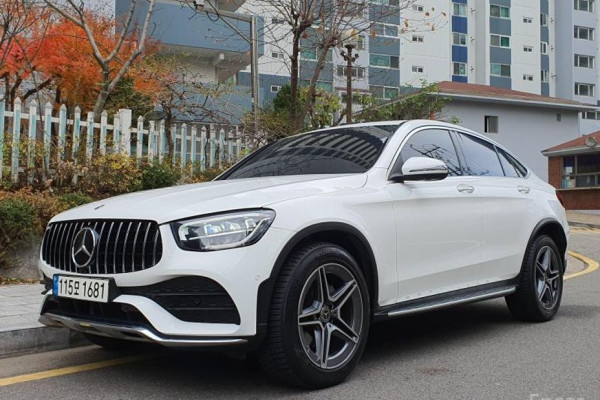 2021 Mercedes-Benz GLC с пробегом 62 621 км