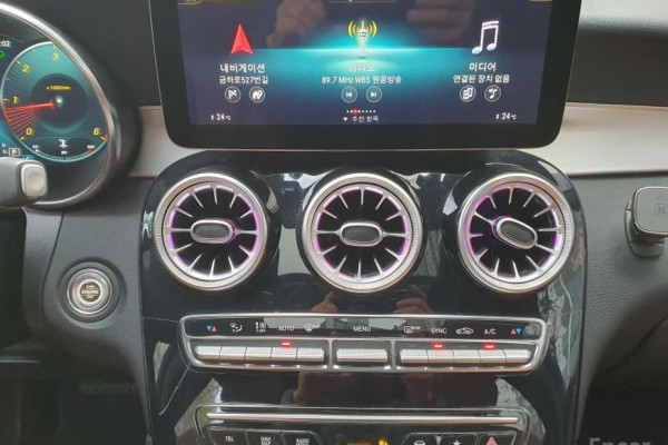 2021 Mercedes-Benz GLC с пробегом 62 621 км