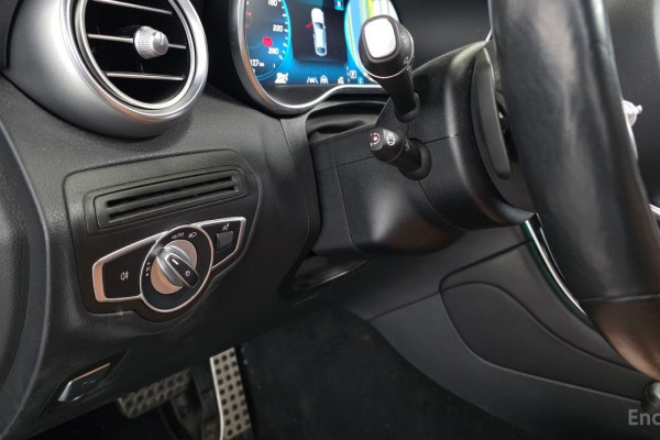 2021 Mercedes-Benz GLC с пробегом 50 679 км