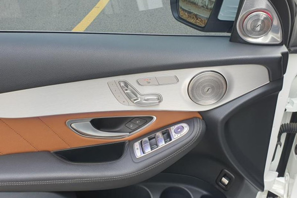 2021 Mercedes-Benz GLC с пробегом 62 621 км