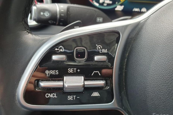 2021 Mercedes-Benz GLC с пробегом 62 621 км