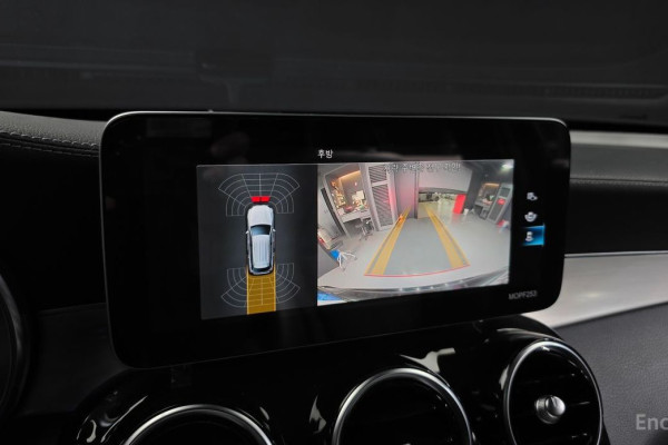 2021 Mercedes-Benz GLC с пробегом 51 439 км