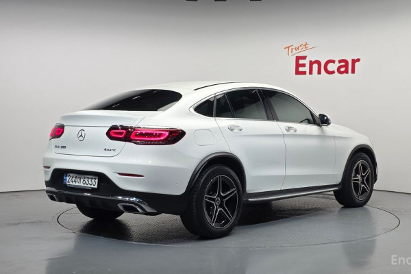 2021 Mercedes-Benz GLC с пробегом 65 066 км