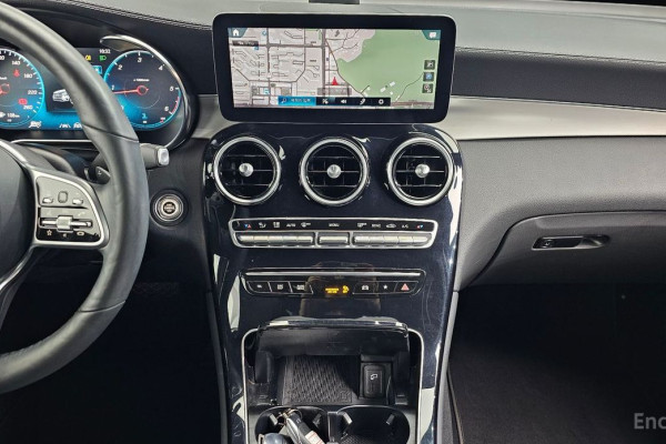 2021 Mercedes-Benz GLC с пробегом 86 689 км