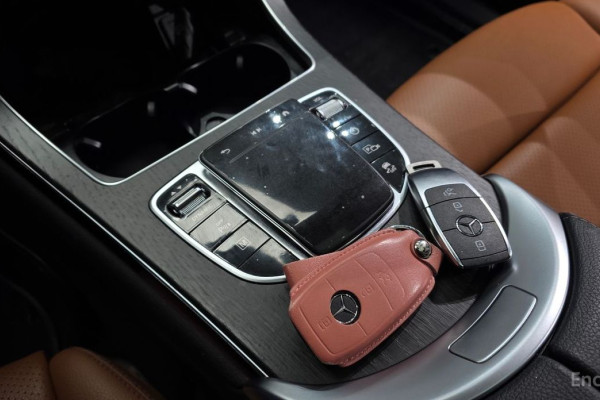 2021 Mercedes-Benz GLC с пробегом 84 705 км