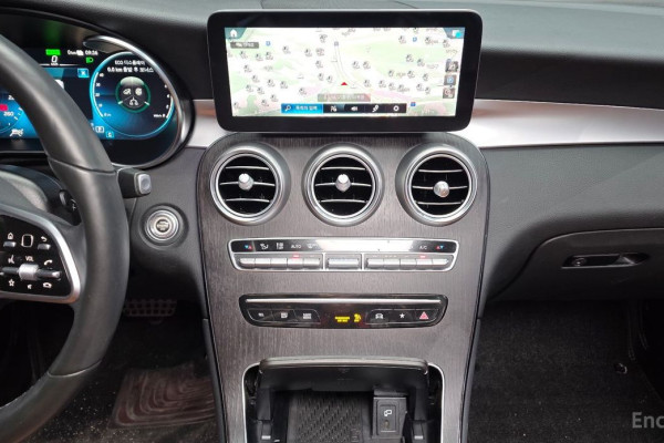 2021 Mercedes-Benz GLC с пробегом 84 705 км