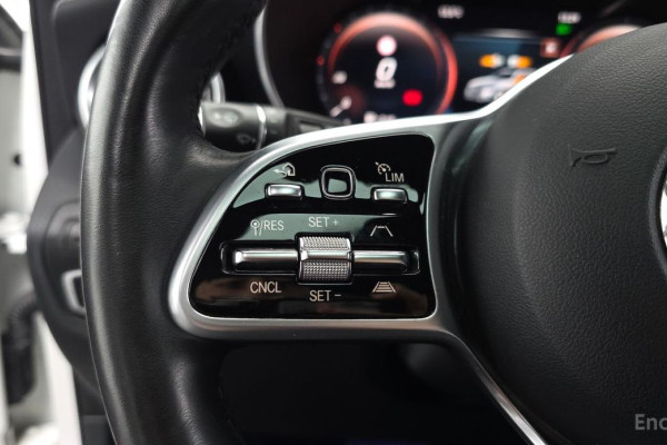 2021 Mercedes-Benz GLC с пробегом 59 713 км