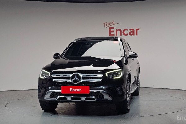 2021 Mercedes-Benz GLC с пробегом 50 912 км