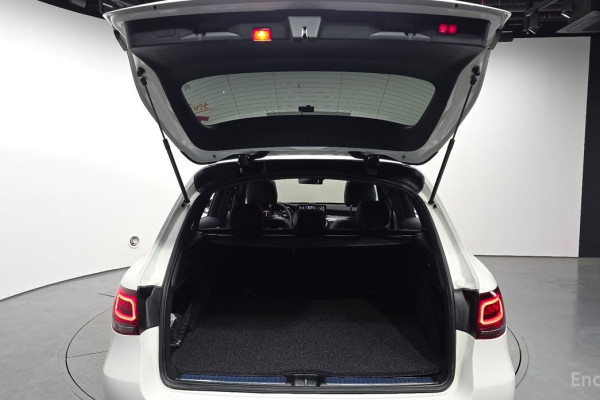 2021 Mercedes-Benz GLC с пробегом 59 713 км