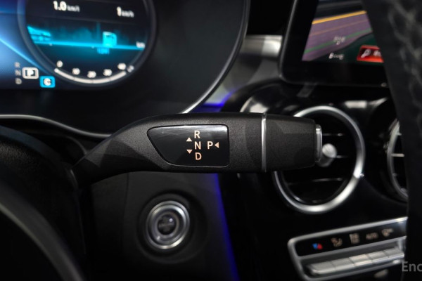 2021 Mercedes-Benz GLC с пробегом 49 912 км