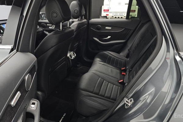 2022 Mercedes-Benz GLC с пробегом 44 610 км