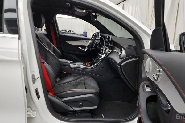 2021 Mercedes-Benz GLC с пробегом 69 844 км