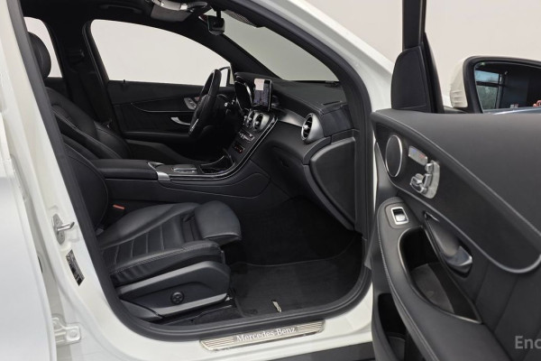 2021 Mercedes-Benz GLC с пробегом 65 066 км