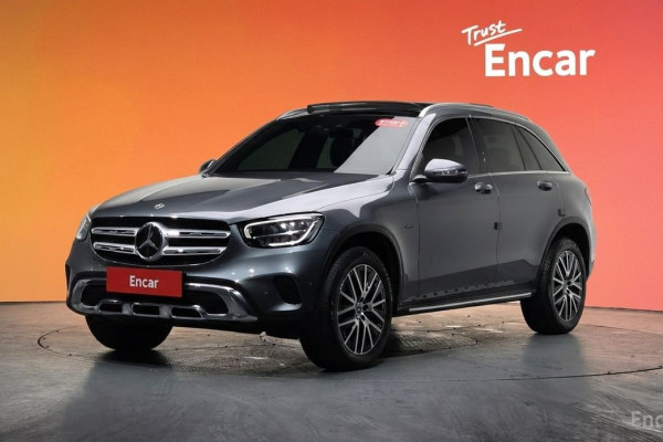 2021 Mercedes-Benz GLC с пробегом 53 017 км