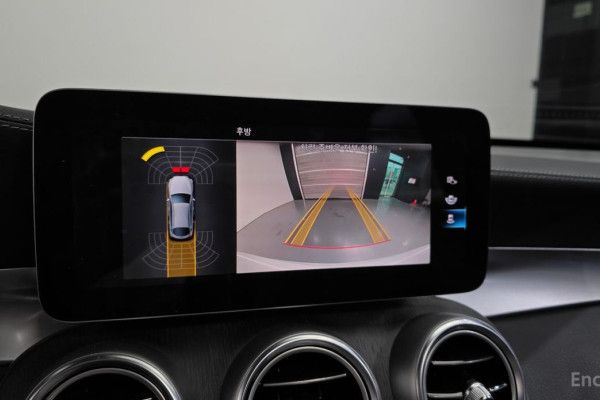 2021 Mercedes-Benz GLC с пробегом 65 066 км