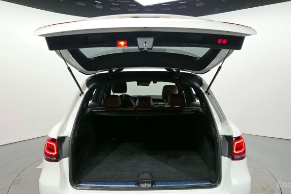 2022 Mercedes-Benz GLC с пробегом 51 791 км