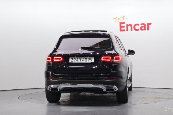 2022 Mercedes-Benz GLC с пробегом 68 680 км