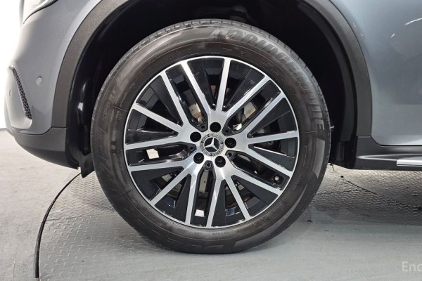 2021 Mercedes-Benz GLC с пробегом 53 017 км