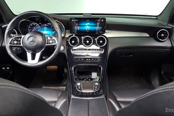 2021 Mercedes-Benz GLC с пробегом 53 017 км