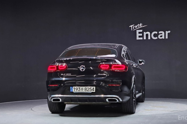 2022 Mercedes-Benz GLC с пробегом 104 977 км