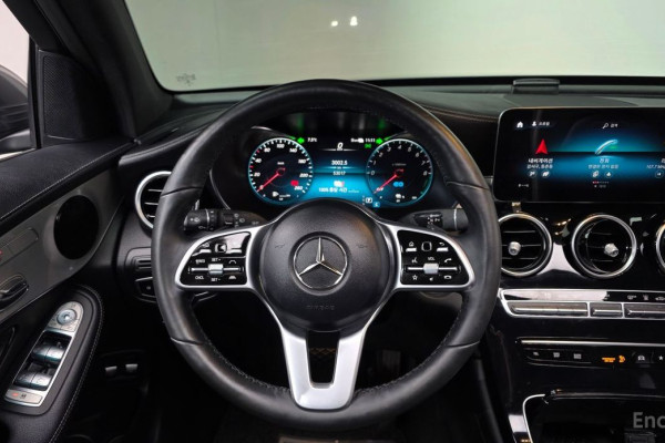 2021 Mercedes-Benz GLC с пробегом 53 017 км