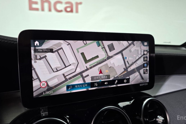 2021 Mercedes-Benz GLC с пробегом 53 017 км