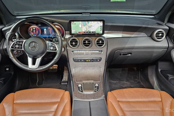 2022 Mercedes-Benz GLC с пробегом 104 977 км