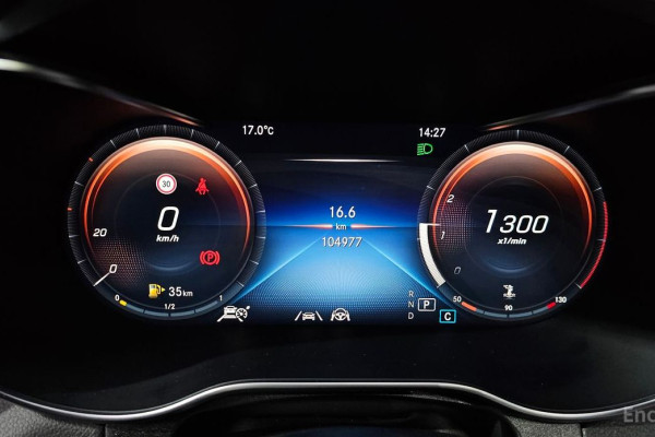 2022 Mercedes-Benz GLC с пробегом 104 977 км