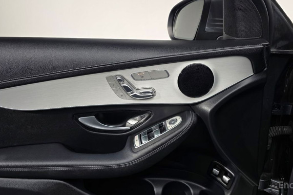 2021 Mercedes-Benz GLC с пробегом 53 017 км