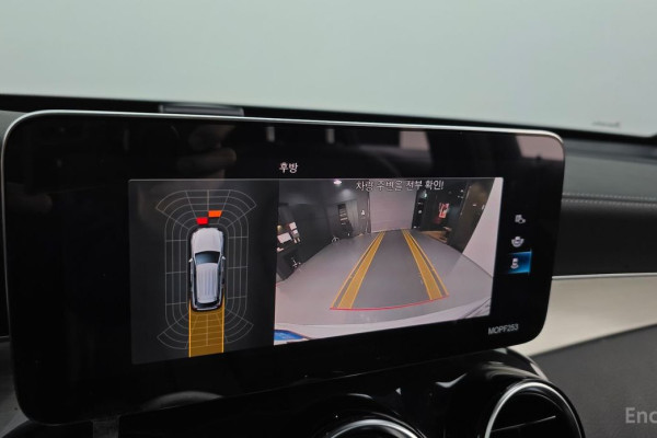 2021 Mercedes-Benz GLC с пробегом 64 464 км