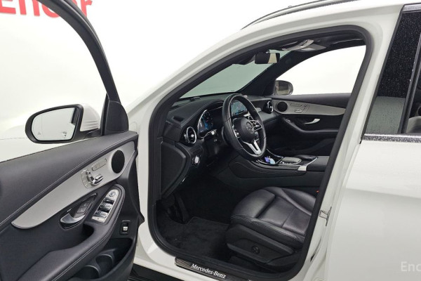 2021 Mercedes-Benz GLC с пробегом 74 504 км