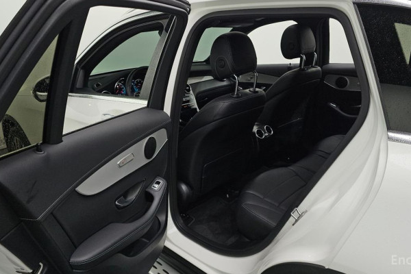 2021 Mercedes-Benz GLC с пробегом 74 504 км