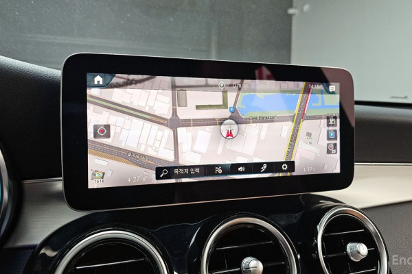 2021 Mercedes-Benz GLC с пробегом 138 210 км