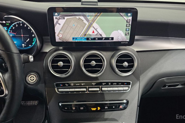 2021 Mercedes-Benz GLC с пробегом 71 700 км