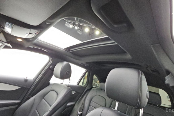 2021 Mercedes-Benz GLC с пробегом 74 504 км