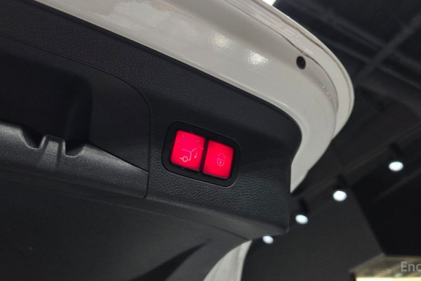 2021 Mercedes-Benz GLC с пробегом 138 210 км