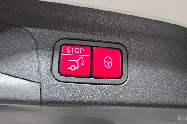 2022 Mercedes-Benz GLE с пробегом 64 064 км