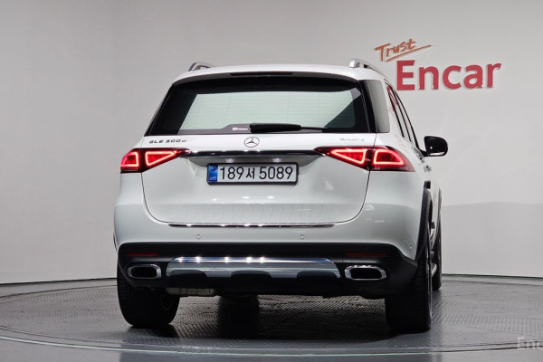 2022 Mercedes-Benz GLE с пробегом 66 750 км