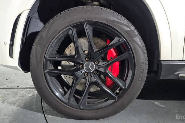 2022 Mercedes-Benz GLE с пробегом 120 032 км