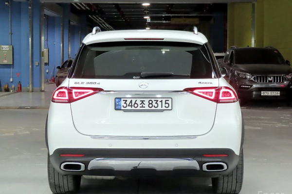 2022 Mercedes-Benz GLE с пробегом 67 500 км